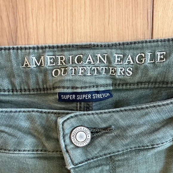 American Eagle Outfitters Green Super High Rise - Super Super Stretch Jegging - Picture 2 of 10